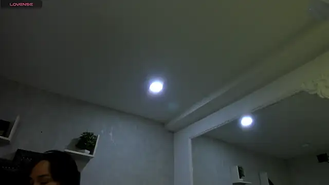 Snapshot of EmiliaRose_ chatting on January 13, 2026, 8:46 pm EmiliaRose online show from January 13, 2026, 8:46 pm