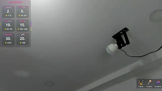 Snapshot of EmiliaRose_ chatting on February 16, 2026, 12:37 pm EmiliaRose online show from February 16, 2026, 12:37 pm