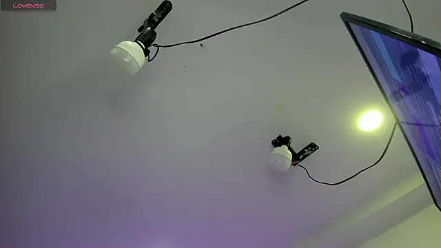 Snapshot of EmiliaRose_ chatting on February 26, 2026, 9:26 pm EmiliaRose online show from February 26, 2026, 9:26 pm