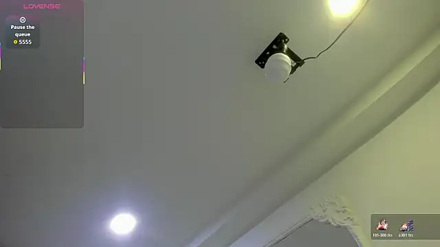 Snapshot of EmiliaRose_ chatting on March 1, 2026, 12:16 pm EmiliaRose online show from March 1, 2026, 12:16 pm