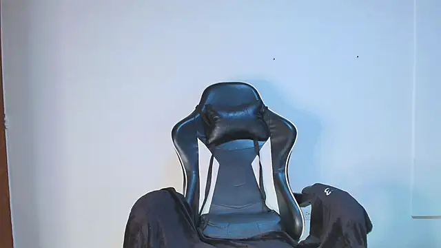 Snapshot of natasha_steele chatting on November 4, 2025, 9:18 pm natasha steele online show from November 4, 2025, 9:18 pm