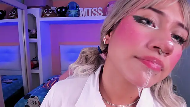 miss   megan online show from November 5, 2025, 6:11 pm