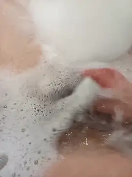 flo000031 online show from March 11, 2026, 11:26 am