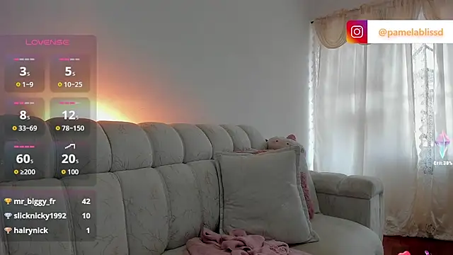 PamelaBliss online show from October 24, 2025, 11:53 am