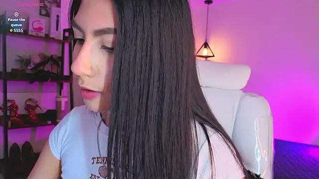 Miller Vanessa  online show from March 13, 2026, 8:36 pm