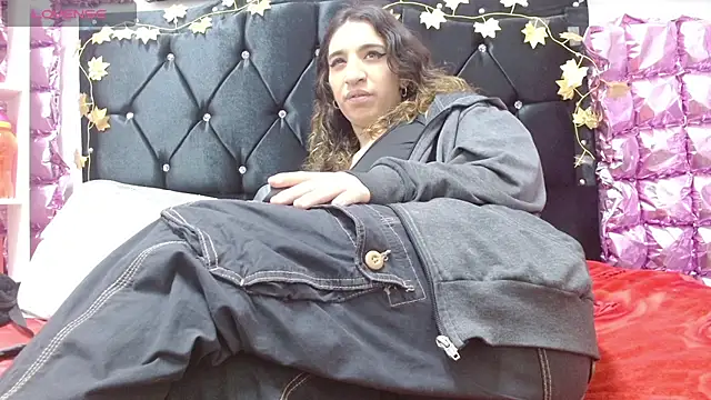 Snapshot of poisondost_hot chatting on November 17, 2025, 12:20 pm poisondost hot online show from November 17, 2025, 12:20 pm