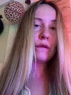 Mona Plus online show from March 18, 2025, 2:06 pm