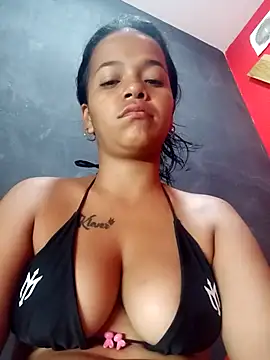 Snapshot of manuel_rey chatting on March 11, 2025, 10:51 am manuel rey online show from March 11, 2025, 10:51 am