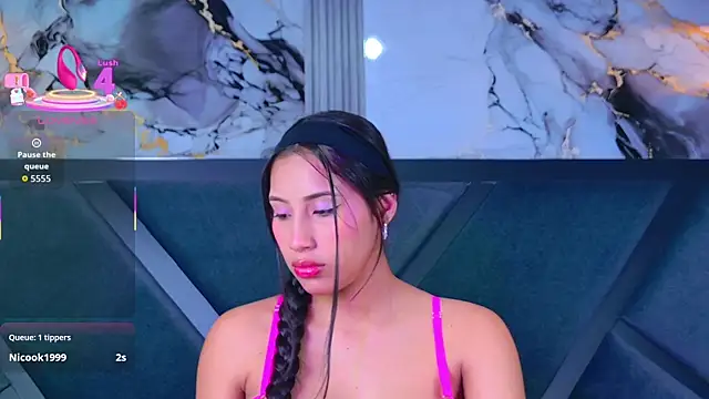 Snapshot of YesyHills chatting on September 30, 2025, 7:09 pm YesyHills online show from September 30, 2025, 7:09 pm