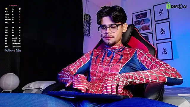 Snapshot of isaac-saenz chatting on December 14, 2025, 10:04 pm isaac-saenz online show from December 14, 2025, 10:04 pm