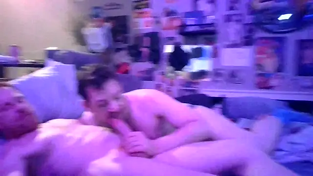 Snapshot of Sk00byJaXxX212 chatting on December 5, 2025, 4:44 am Sk00byJaXxX212 online show from December 5, 2025, 4:44 am