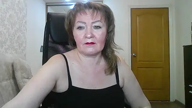 Snapshot of Victoria_secrets_ chatting on February 19, 2025, 5:38 pm Victoria secrets online show from February 19, 2025, 5:38 pm