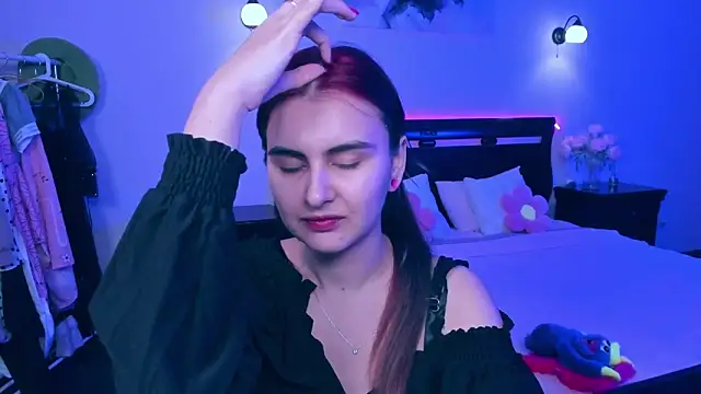 Snapshot of GabriellaMays chatting on March 17, 2025, 8:18 am GabriellaMays online show from March 17, 2025, 8:18 am