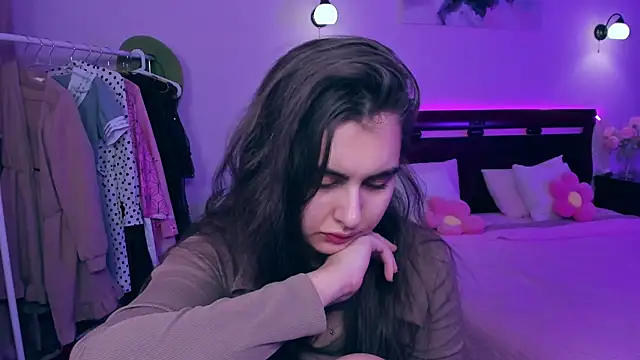 Snapshot of GabriellaMays chatting on March 4, 2025, 8:13 am GabriellaMays online show from March 4, 2025, 8:13 am