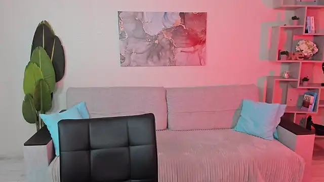 Snapshot of GabriellaMays chatting on November 15, 2025, 5:11 am GabriellaMays online show from November 15, 2025, 5:11 am