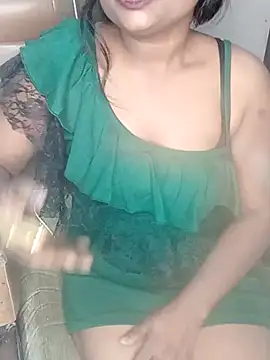 Snapshot of sanamteri- chatting on February 18, 2025, 7:30 pm sanamteri- online show from February 18, 2025, 7:30 pm