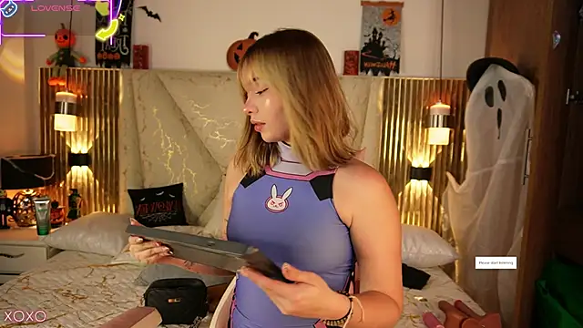 Snapshot of Julieta_priv chatting on October 28, 2025, 2:16 pm Julieta priv online show from October 28, 2025, 2:16 pm