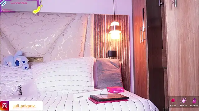 Julieta priv online show from March 14, 2026, 2:01 pm