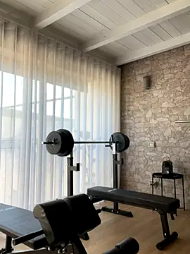 Snapshot of morfeoX chatting on November 5, 2025, 7:44 am morfeoX online show from November 5, 2025, 7:44 am