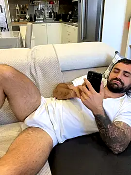 Snapshot of morfeoX chatting on November 1, 2025, 12:10 pm morfeoX online show from November 1, 2025, 12:10 pm