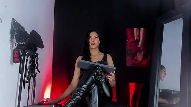 Aleshkastone online show from February 8, 2026, 12:08 am