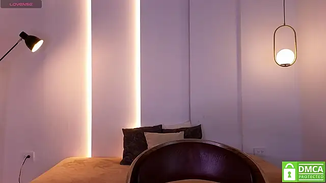 Snapshot of Lana_Starlett chatting on November 22, 2025, 1:37 am Lana Starlett online show from November 22, 2025, 1:37 am