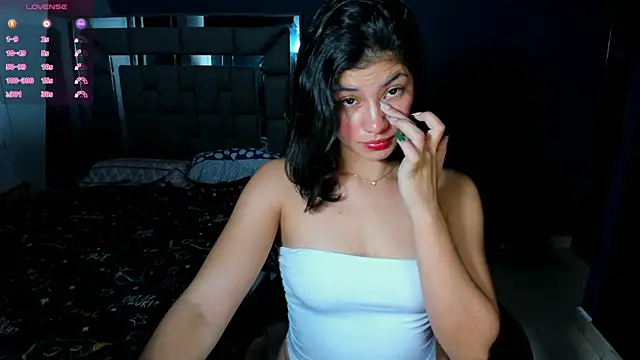 Violett 11 online show from December 14, 2025, 7:25 am