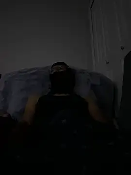 Snapshot of youngbusy chatting on February 23, 2025, 2:40 am youngbusy online show from February 23, 2025, 2:40 am