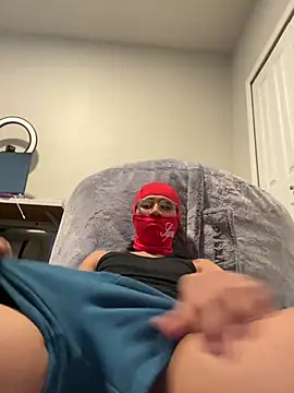 Snapshot of youngbusy chatting on February 16, 2025, 7:49 pm youngbusy online show from February 16, 2025, 7:49 pm