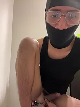 Snapshot of youngbusy chatting on February 18, 2025, 9:09 pm youngbusy online show from February 18, 2025, 9:09 pm