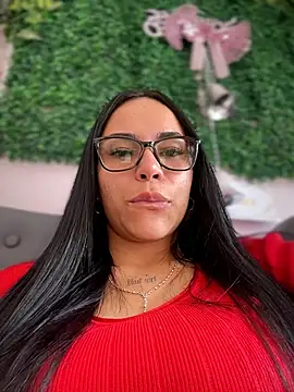 Snapshot of Naatalia chatting on February 13, 2026, 6:08 pm Naatalia online show from February 13, 2026, 6:08 pm