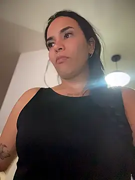 Naatalia online show from April 13, 2026, 10:14 pm