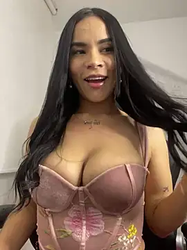 Snapshot of Naatalia chatting on February 25, 2025, 3:09 am Naatalia online show from February 25, 2025, 3:09 am
