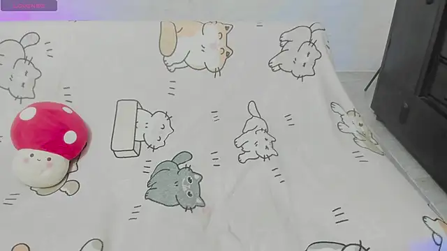 Naoko 7w7 online show from April 16, 2026, 1:06 am