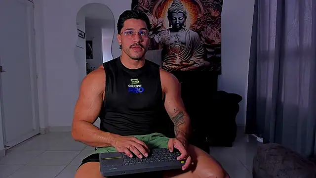 Snapshot of Valentino_Dosantos_ chatting on November 15, 2025, 2:32 pm Valentino Dosantos online show from November 15, 2025, 2:32 pm