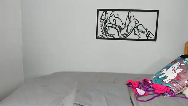 Snapshot of karina-lopez chatting on October 16, 2025, 2:14 pm karina-lopez online show from October 16, 2025, 2:14 pm