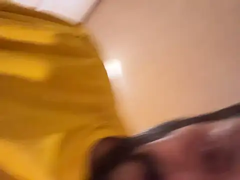 Snapshot of Duhon2317 chatting on September 28, 2025, 6:42 am Duhon2317 online show from September 28, 2025, 6:42 am