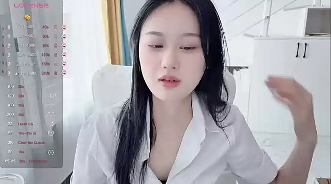 Snapshot of Cassie-20 chatting on March 21, 2025, 2:18 am Cassie-20 online show from March 21, 2025, 2:18 am