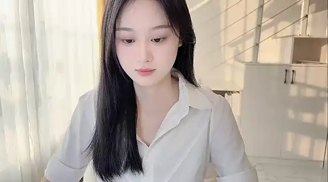 Snapshot of Cassie-20 chatting on March 20, 2025, 11:12 pm Cassie-20 online show from March 20, 2025, 11:12 pm