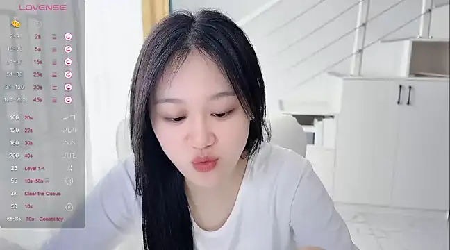 Snapshot of Cassie-20 chatting on March 18, 2025, 2:40 am Cassie-20 online show from March 18, 2025, 2:40 am