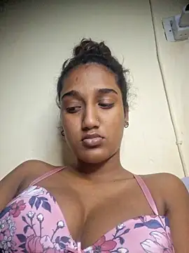 indianpink lips online show from November 11, 2025, 5:41 pm