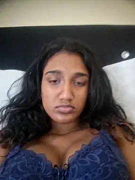 Snapshot of indianpink_lips chatting on November 3, 2025, 12:31 pm indianpink lips online show from November 3, 2025, 12:31 pm