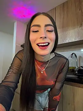 Snapshot of candycami19 chatting on June 19, 2026, 12:05 am candycami19 online show from June 19, 2026, 12:05 am