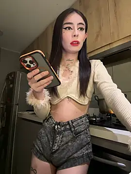 candycami19 online show from March 19, 2025, 11:28 am