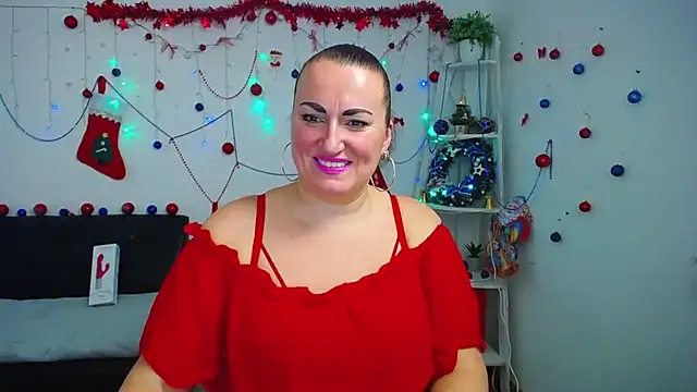 DianaMGG online show from December 4, 2025, 6:29 pm
