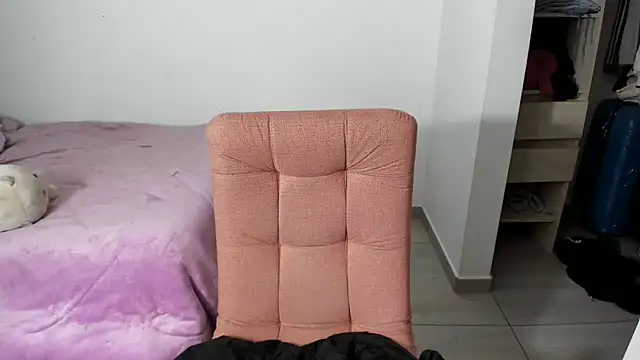 Greciaruiz  online show from February 3, 2026, 2:53 am