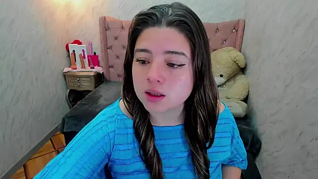 Lianngrace online show from January 17, 2026, 11:47 am