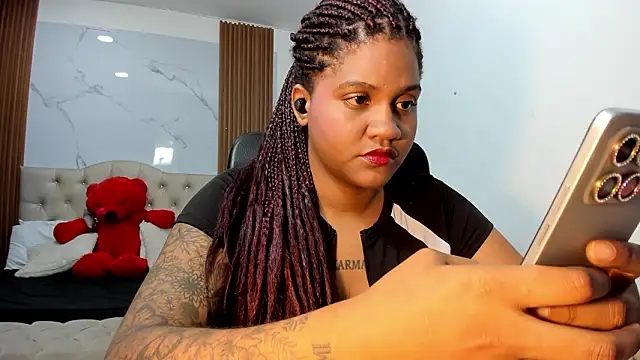 Snapshot of ZahraRose chatting on February 24, 2026, 6:42 pm ZahraRose online show from February 24, 2026, 6:42 pm