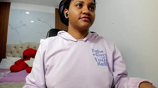 Snapshot of ZahraRose chatting on February 12, 2026, 9:31 am ZahraRose online show from February 12, 2026, 9:31 am