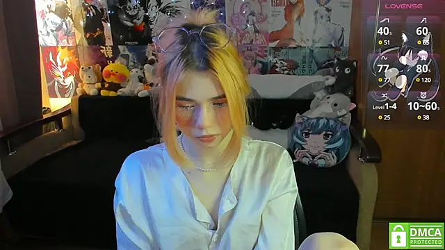 Snapshot of YumikoMori chatting on February 25, 2025, 8:25 am YumikoMori online show from February 25, 2025, 8:25 am